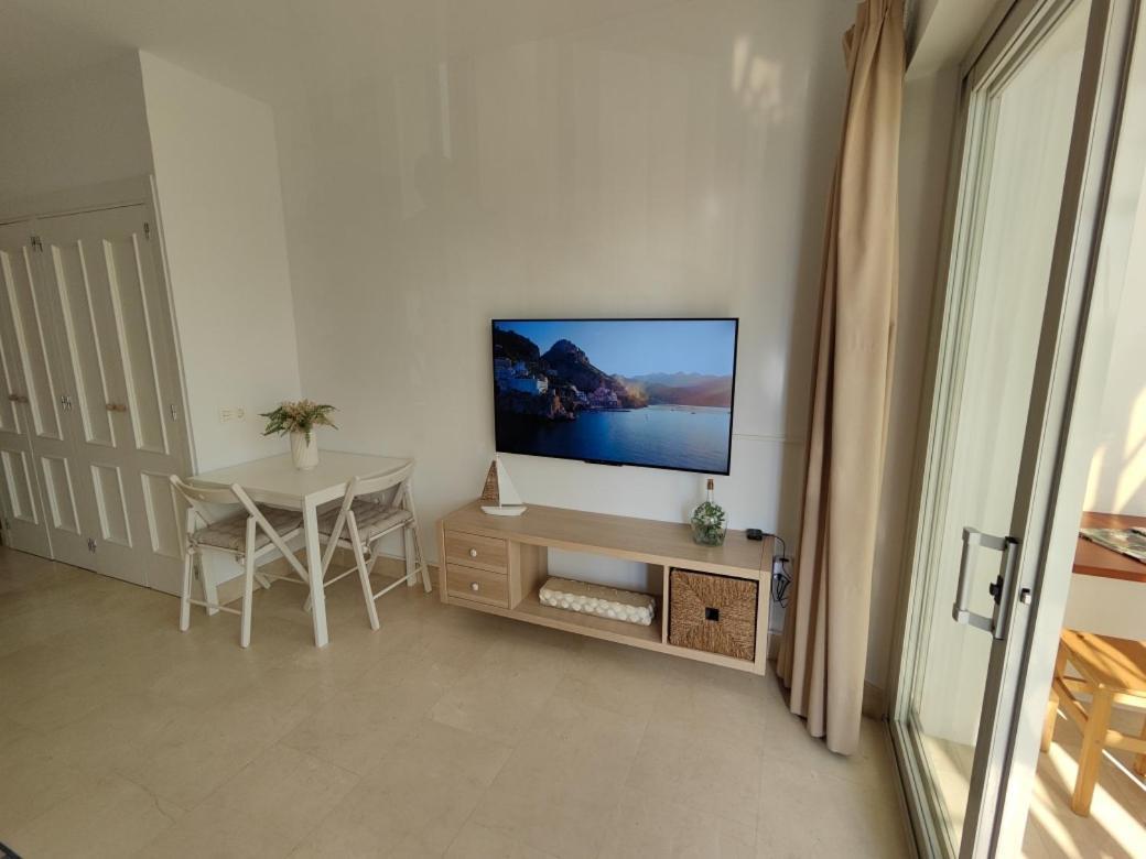 Estudio Puerto De Sotogrande Сан-Роке Экстерьер фото